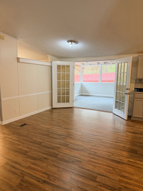 Foto del edificio - 411 Brogden St