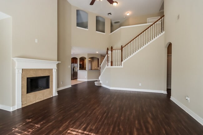 Building Photo - 21630 Hansom Dr