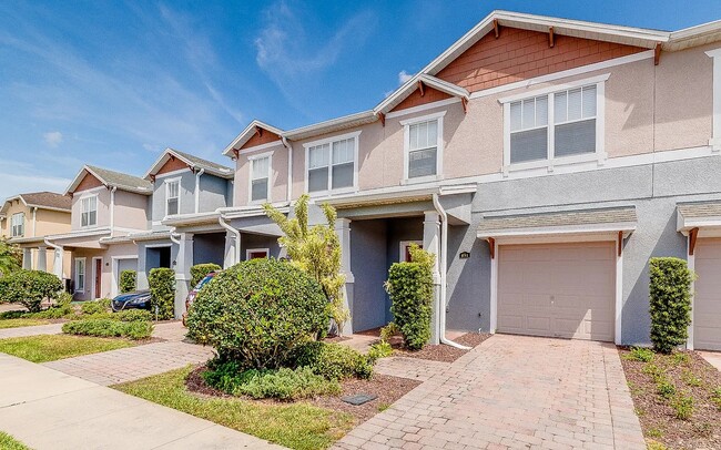 Photo - 831 Pine Pointe Ln Townhome