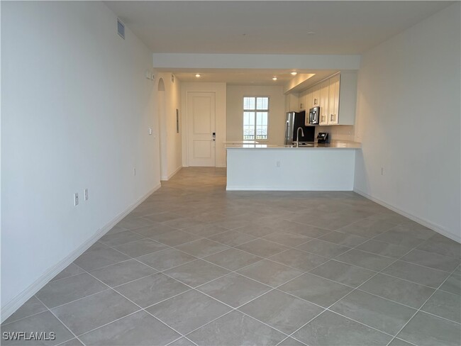 Foto del edificio - 5555 Double Eagle Cir