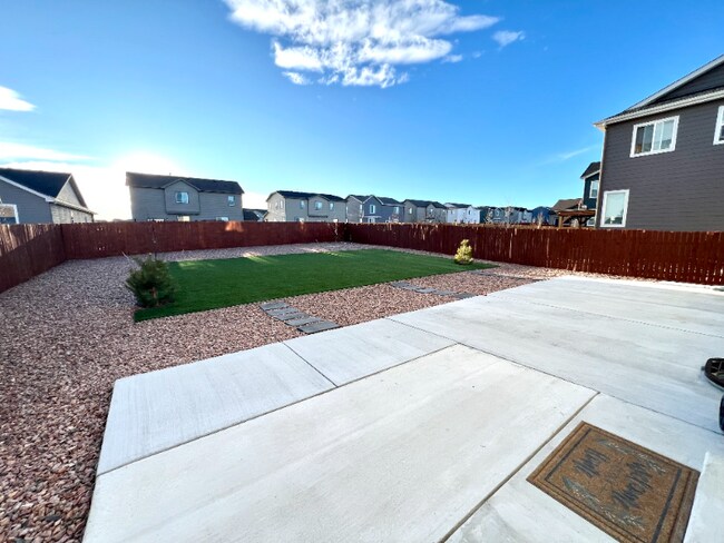 Building Photo - 10722 Rolling Mesa Dr