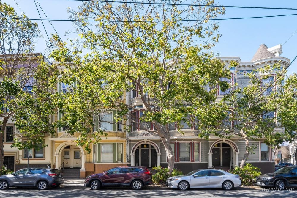 Foto principal - 3056 22nd St