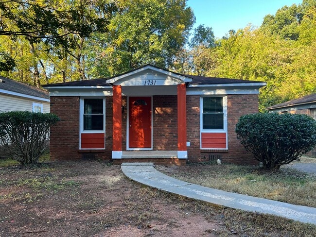 RENOVATED 3 Bd 1 Ba Home In University Park - RENOVATED 3 Bd 1 Ba Home In University Park