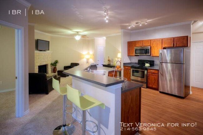 Building Photo - 360 Apartments