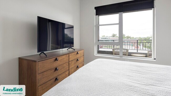 Foto del edificio - 1375 E Hampden Ave