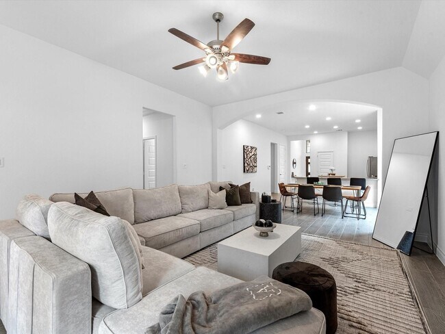 Foto del edificio - 24543 Songlark Bend Dr