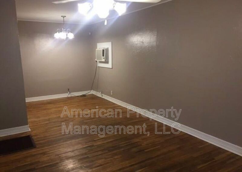 Foto del edificio - 4666 E Independence St