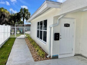 Building Photo - 5711 NW 28th St
