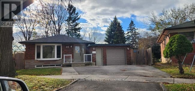 Building Photo - 20 Roseglor Crescent