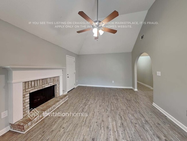 Building Photo - 5449 Sweetsprings Dr SW