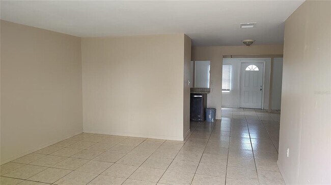 Foto del edificio - 105 Dartmouth Dr NW