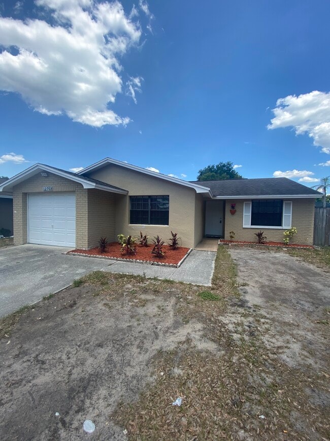 Building Photo - 12703 Alida Pl