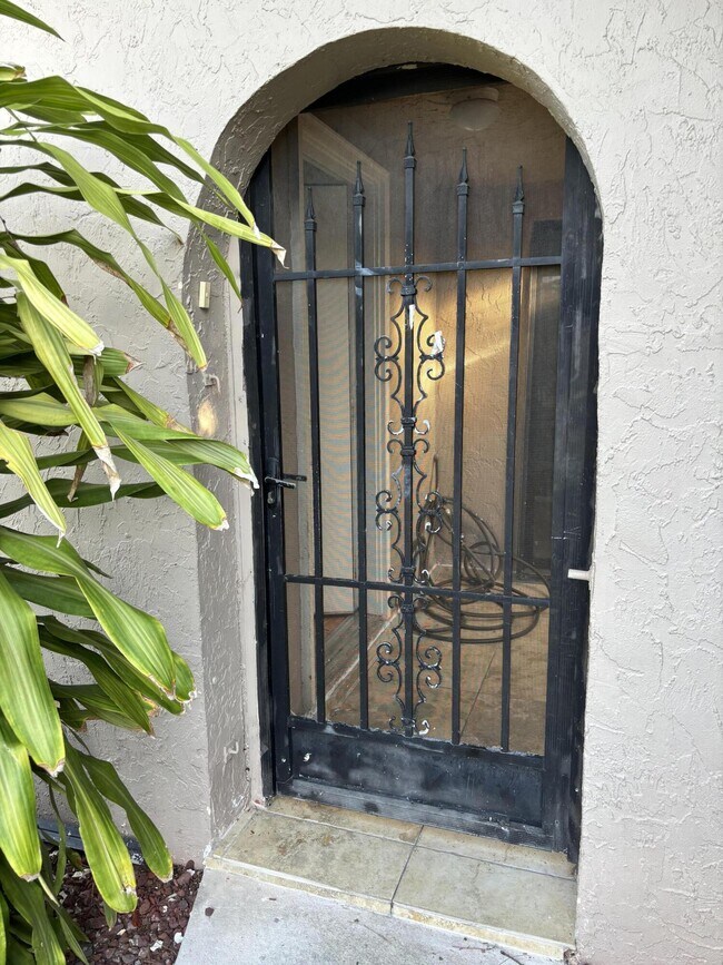 Foto del edificio - 12761 Westhampton Cir
