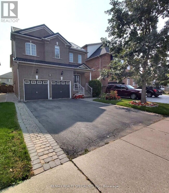 3 Youngestar Trail, Brampton (Brampton East), ON L6P 1P2 House for