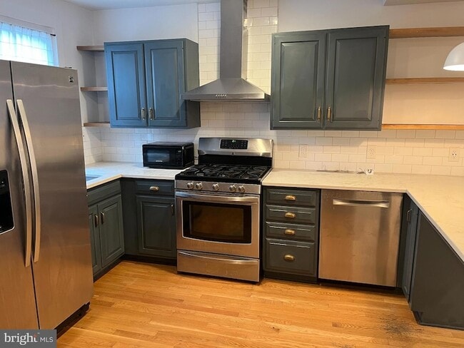 Photo - 1231 W 37th St Townhome