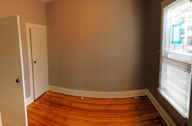 Building Photo - 3629 W 33rd Ave
