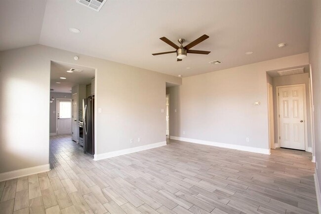 Building Photo - 112 Wildfire Cove