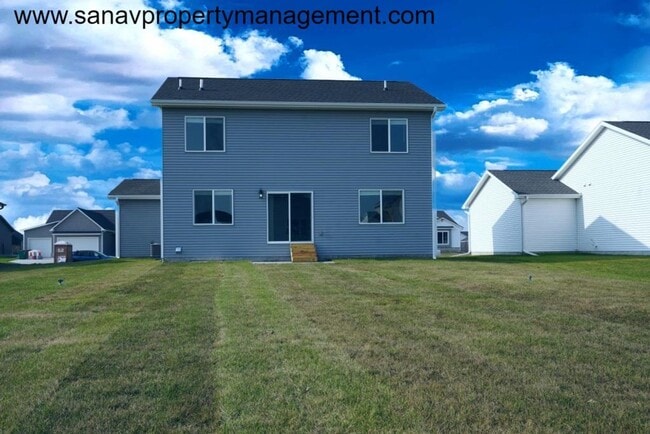 Foto del edificio - Your Dream Home Awaits You! A 4-Bed, 2.5 - Bath in Bondurant!
