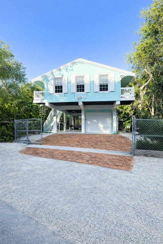 Building Photo - 61 Central Ave