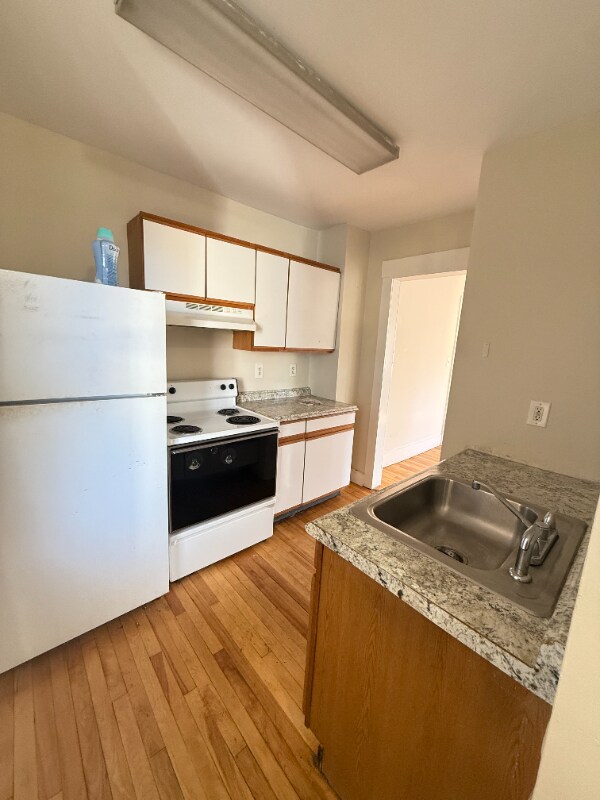 Foto del edificio - 557 Pine St