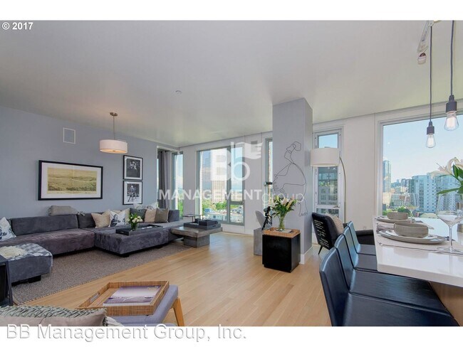Foto del edificio - 2 br, 2 bath House - 937 NW Glisan Unit 1333