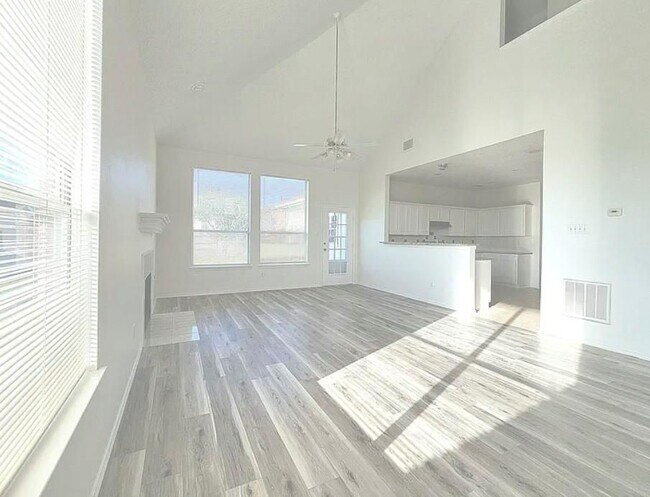 Foto del edificio - 3917 Rushden Ct