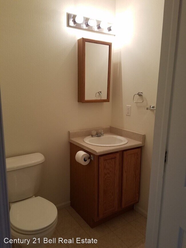 Building Photo - 3 br, 2.5 bath House - 317 Abby Road