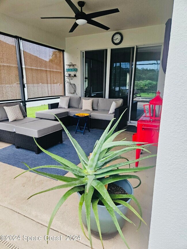 Foto del edificio - 3491 Breezy Point Ln