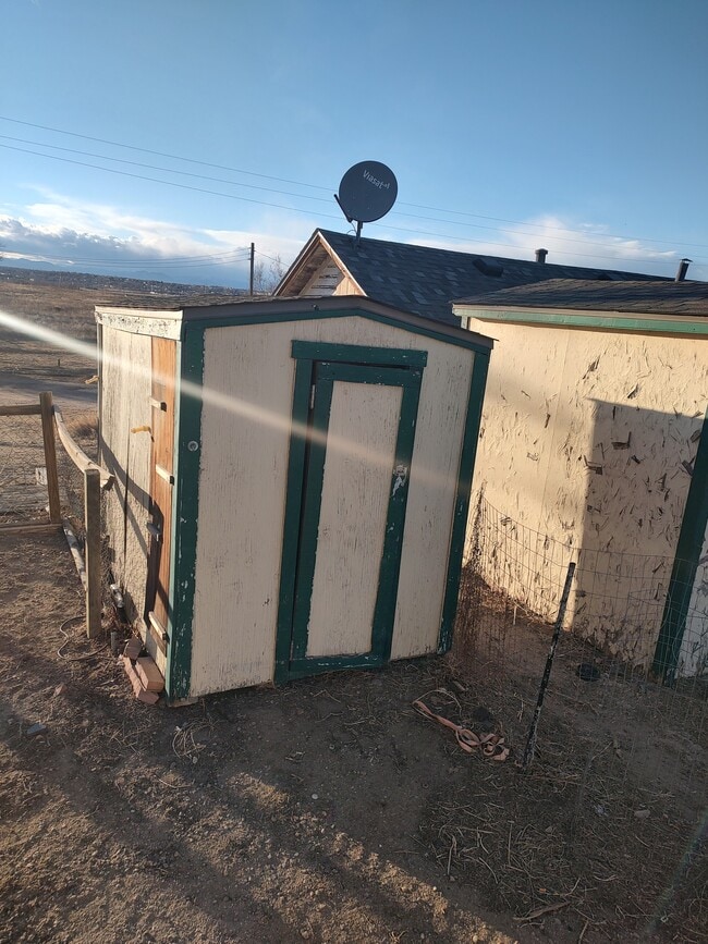 Building Photo - 7111 E 96th Ave