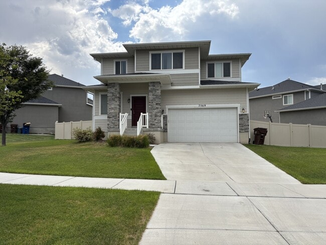 Building Photo - 7569 N Evans Rnch Dr