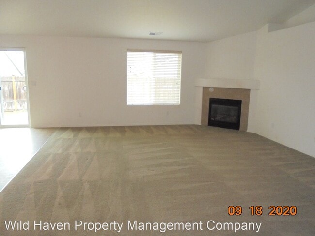 Building Photo - 3 br, 2 bath House - 299 SW Mt. Mazama