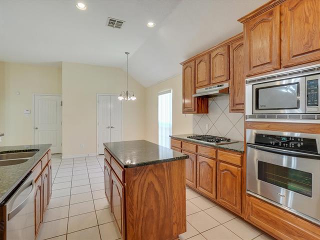 Building Photo - 5928 Desperado Dr