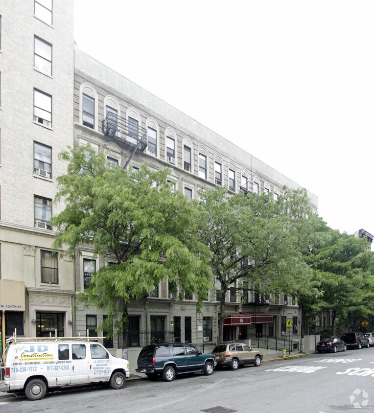 Primary Photo - 65 W 104th St
