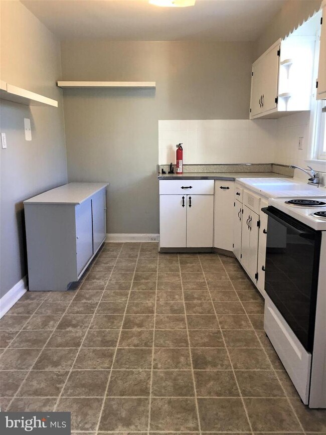 Foto del edificio - 9512 Belair Rd