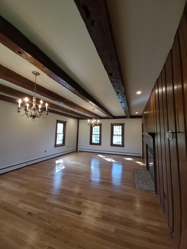 Building Photo - 777 Morgan Mile Rd