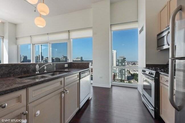 Foto del edificio - 757 N Orleans St