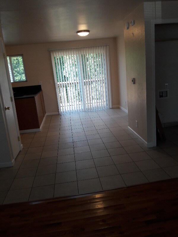 210 Chicago Blvd S Unit A, Pacific, WA 98047 Room for Rent in Pacific