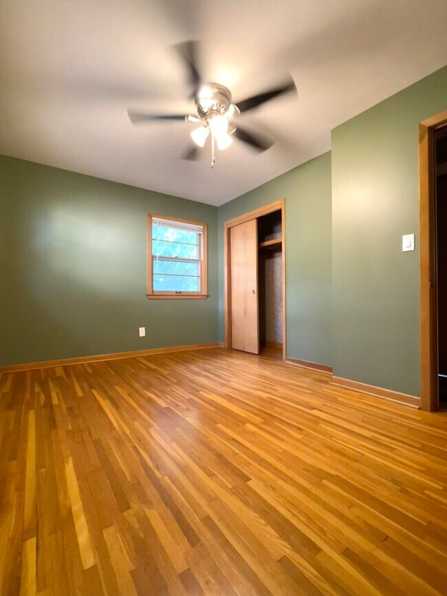 Building Photo - 115 Filmore St