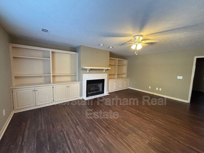 Building Photo - 1338 Virginia St