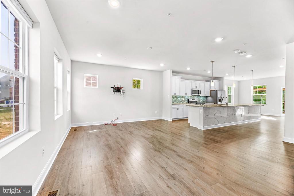 Foto principal - 45415 Englewood Wy