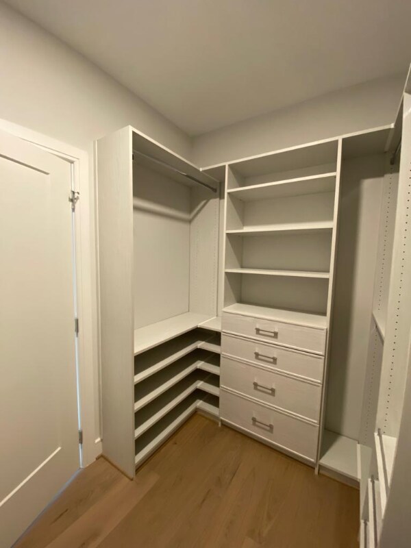 Foto del edificio - 635 Slaters Ln