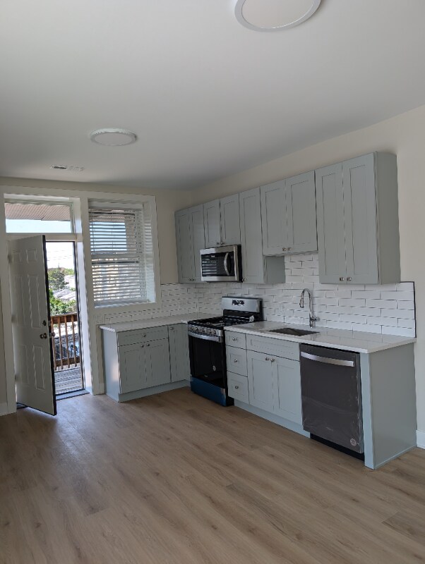 Foto principal - 2644 1/2-3184 N Milwaukee Ave