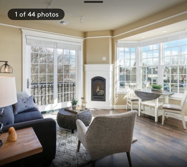 Building Photo - 685 Peace Portal Dr