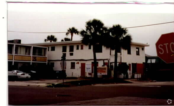 Primary Photo - 127 1st Ave S