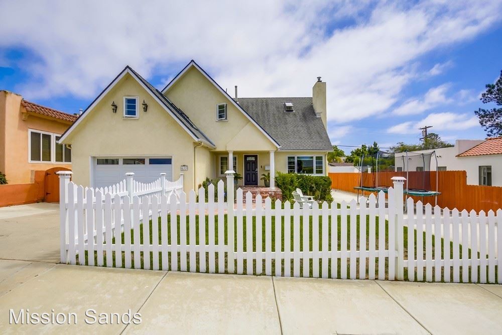 Foto principal - 635 Bonair St