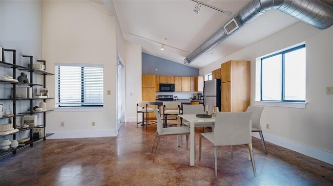 Foto del edificio - 911 Keith Ln