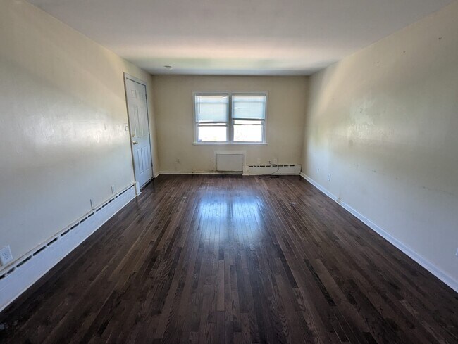 Foto del edificio - 641 Newhall St