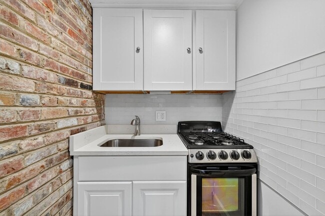 Building Photo - 1363 28th St NW