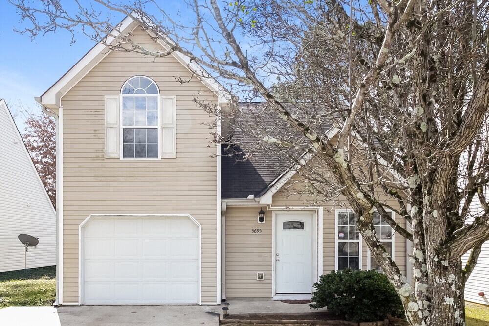 Foto principal - 3695 Longview Dr
