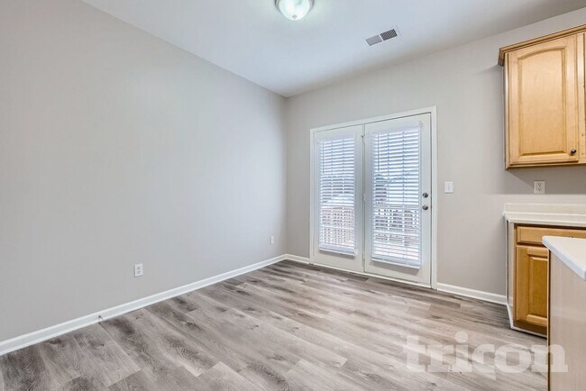 Foto del edificio - 6748 Mountain Majesty Way